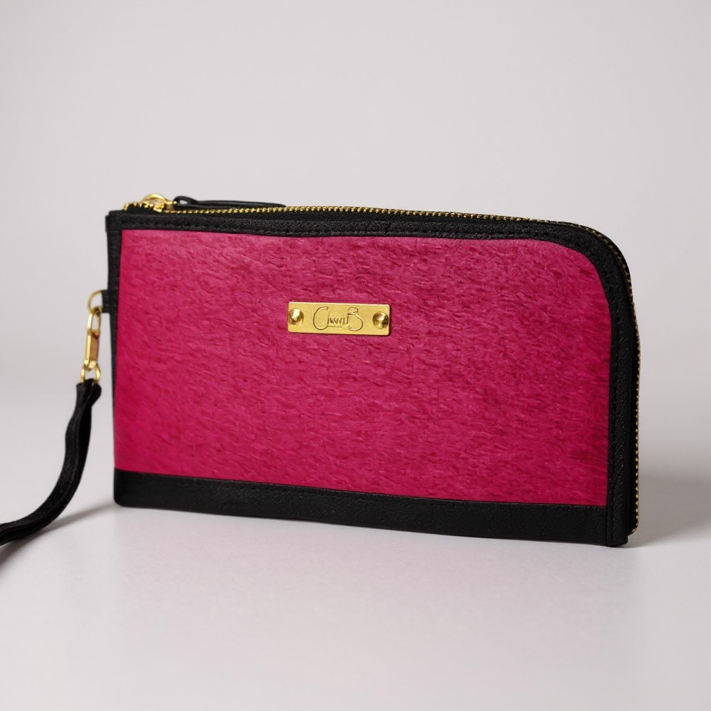 Savon - Fuchsia wallet- clutch