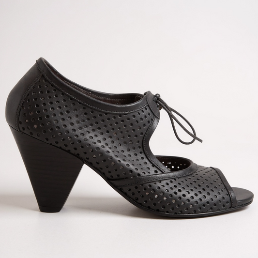 Gateau-black- Last Pairs 36 &41!