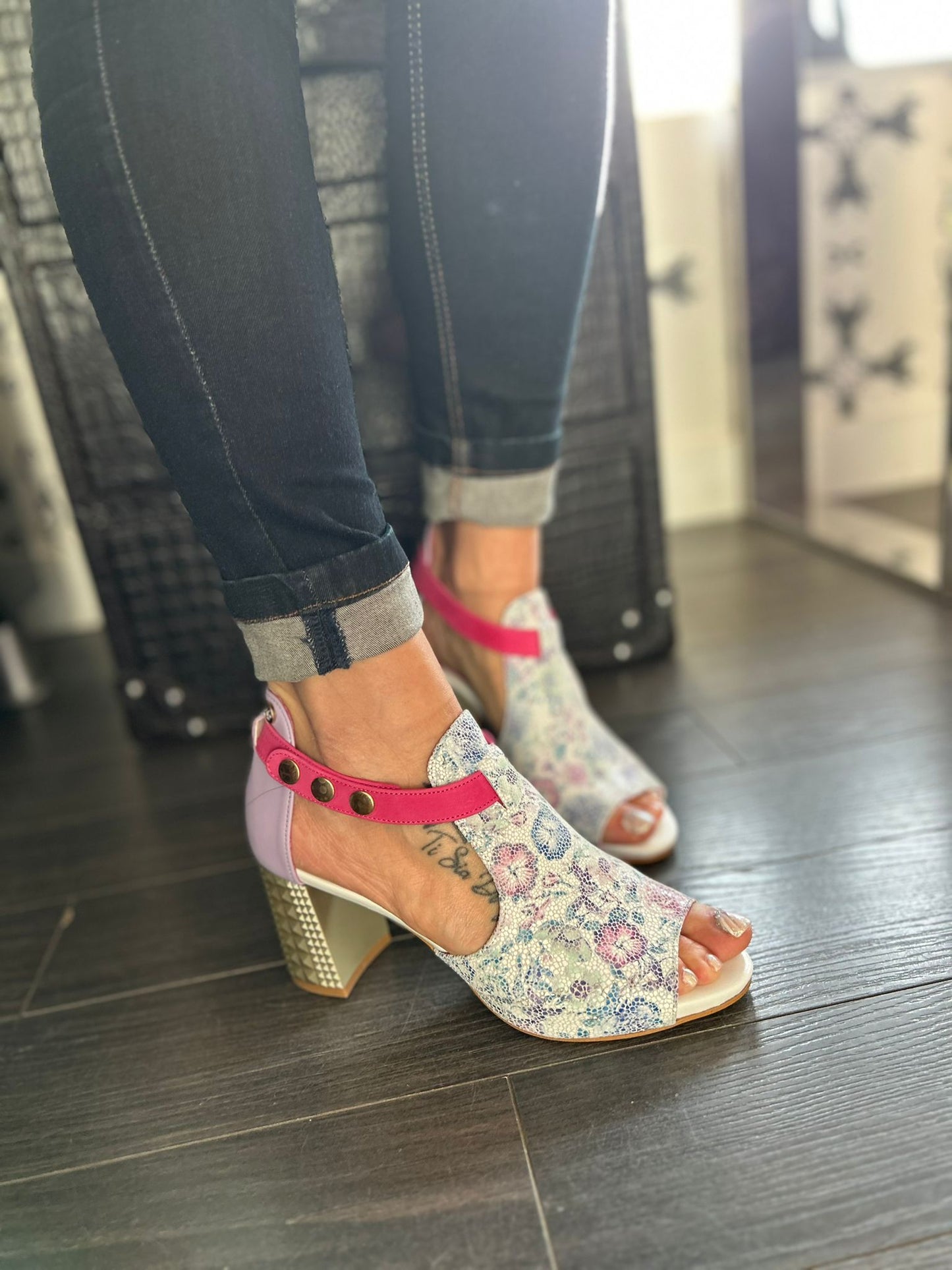 Rayon - White pink floral  open toe sandal