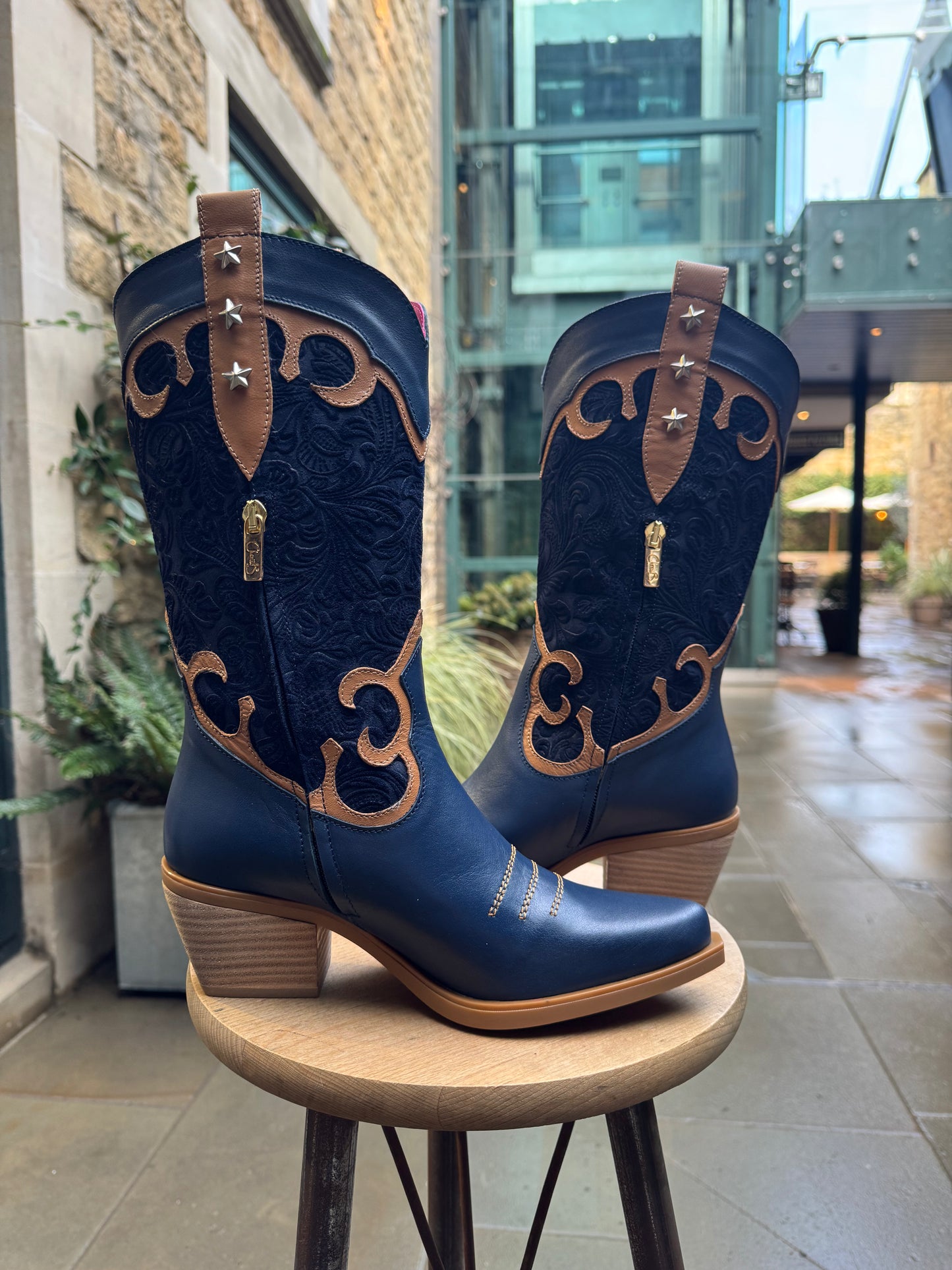 Jewel- Navy-Tan Cowboy boot