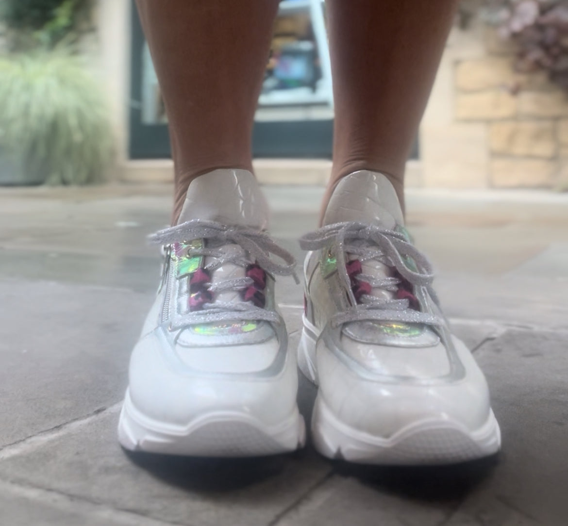 Zeus- White croc print - Chanii B