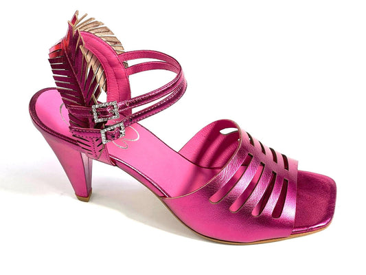 Bizzy Fuchsia heel