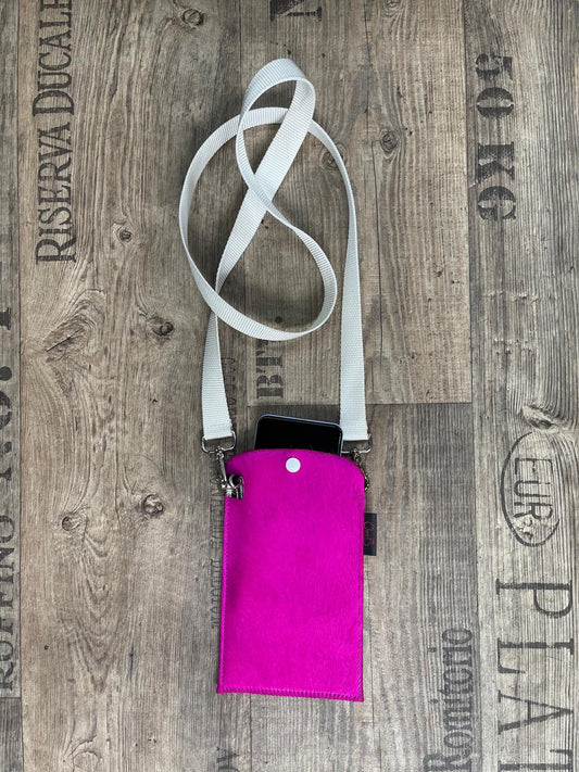 Le Paquete-Fuchsia cow hide-white phone holder bag - Chanii B