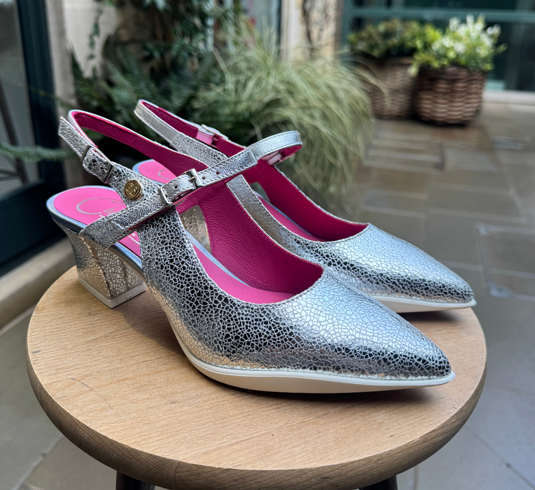 Lola- Silver bar shoe