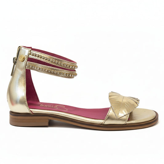 Izzy flat sandal gold