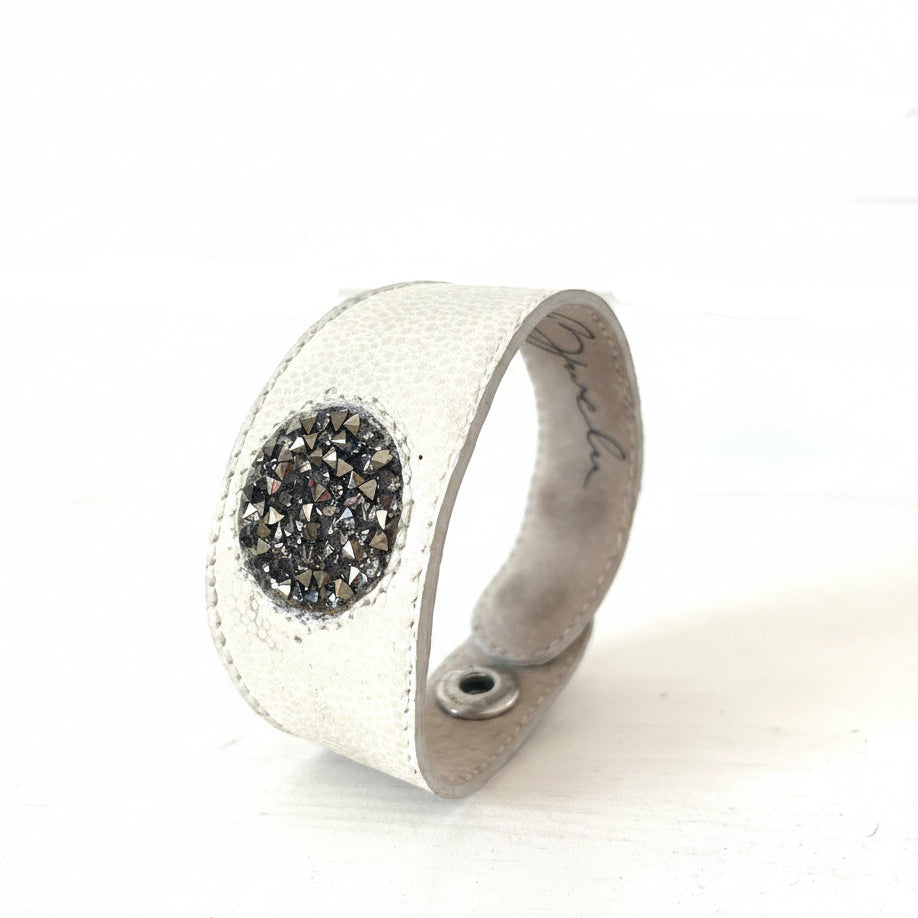 Handmade ivory leather crystals disc braclet