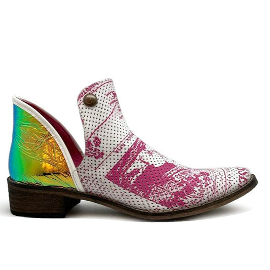 Zippette - White/Pink Newspaper ankle boot