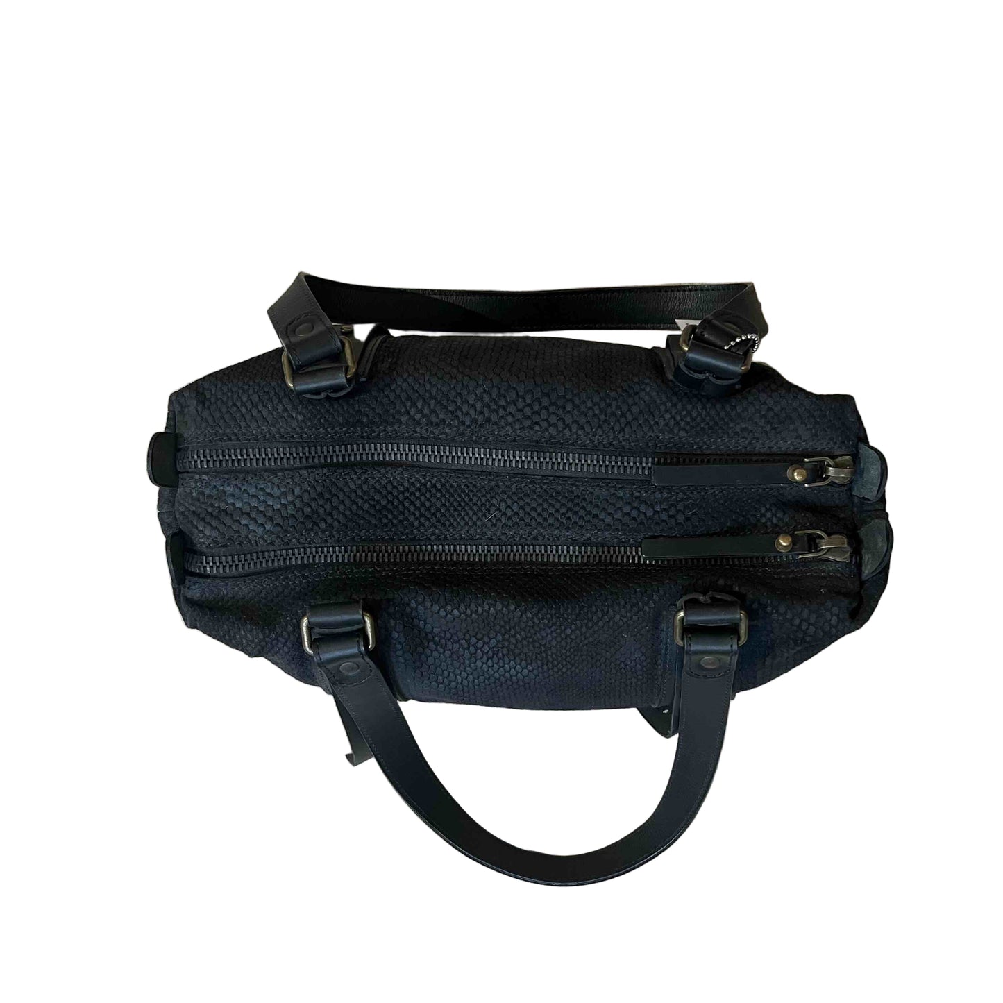 Page-Black textured handbag - Chanii B