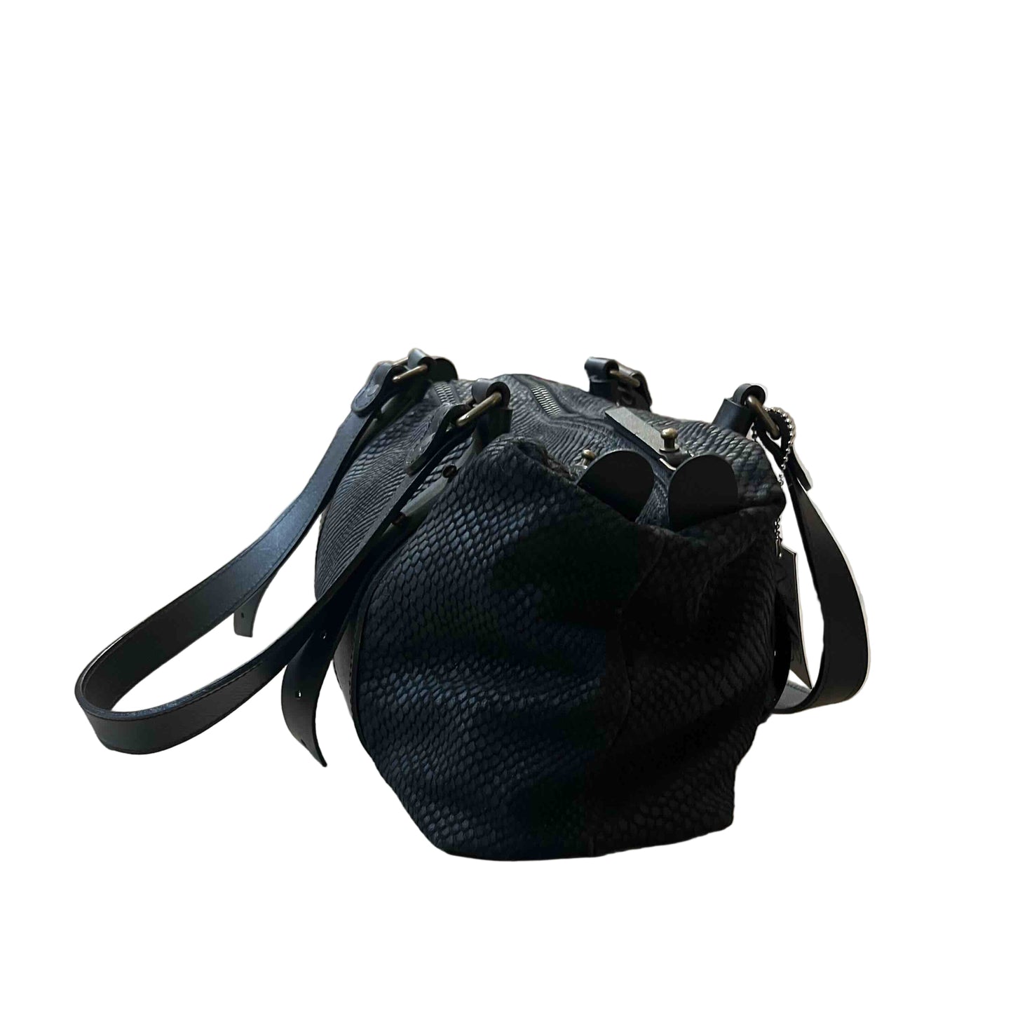 Page-Black textured handbag - Chanii B