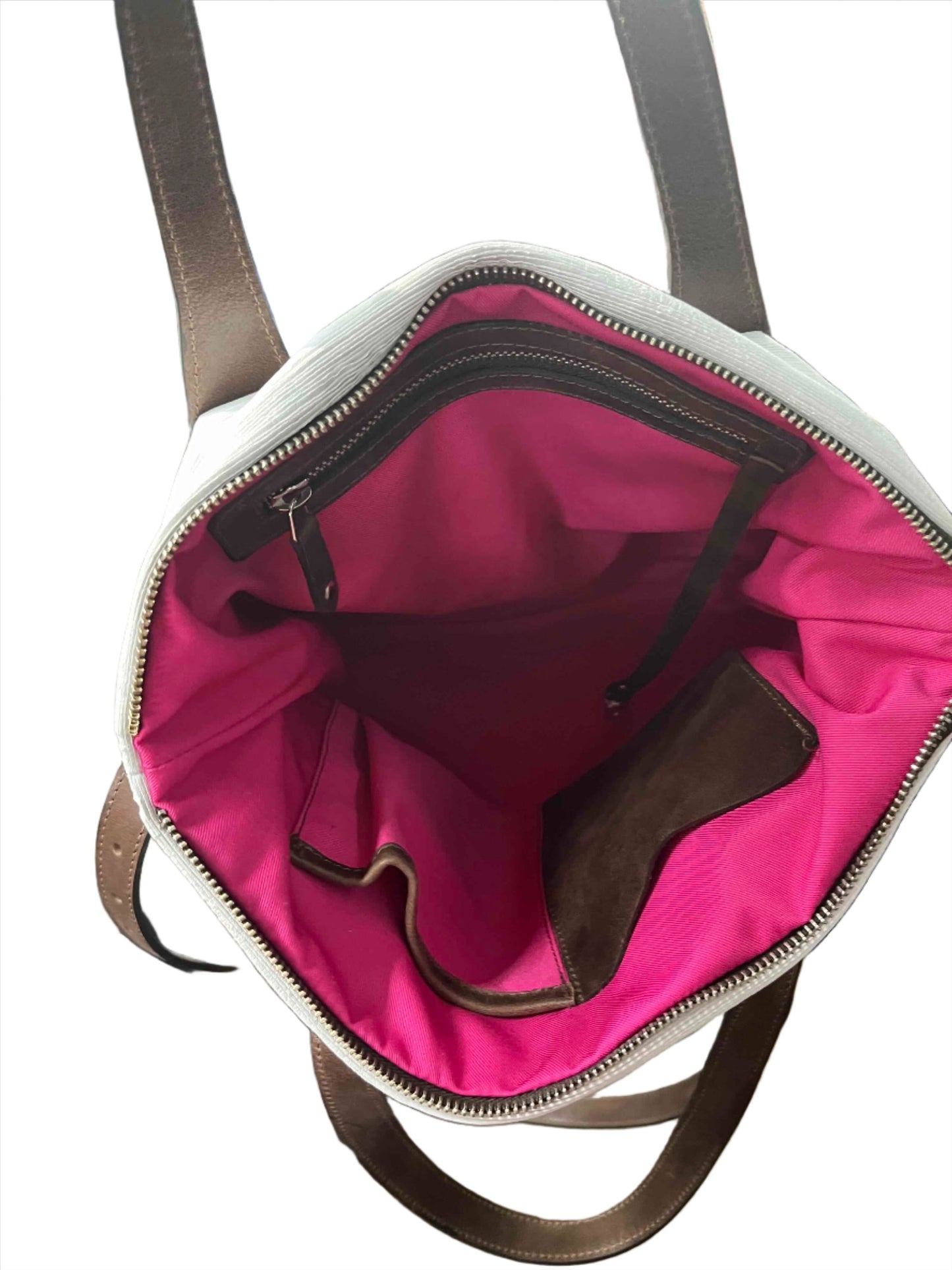 Campagne-tan laser leather handbag