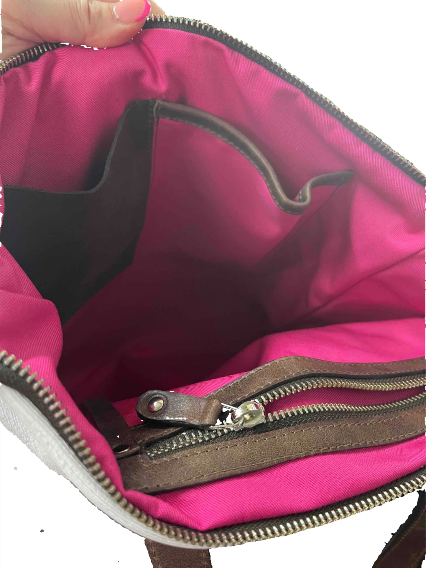 Campagne-tan laser leather handbag