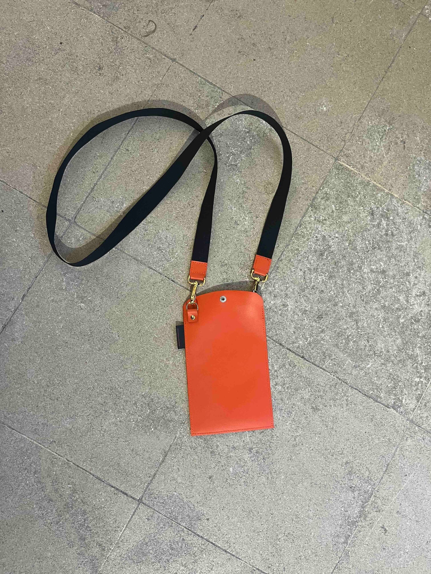 Le Paquete-Leopard cow hide-orange phone holder bag