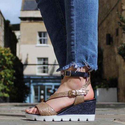 Bien - Gold Croc wedge sandal - Chanii B