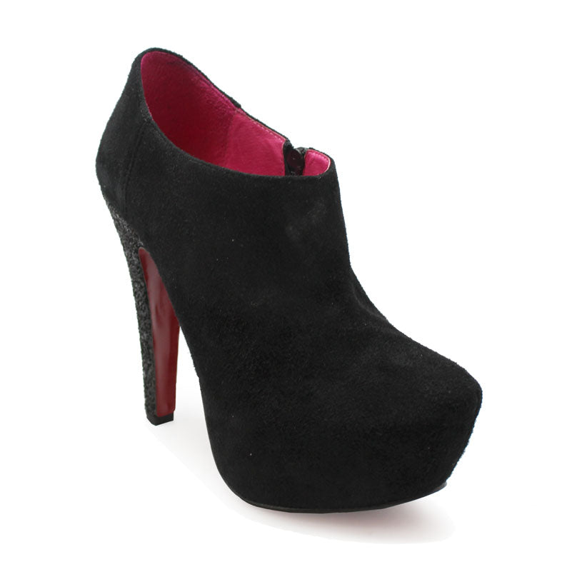 Fashion- Haute Black platform heel- 35 LAST PAIR!