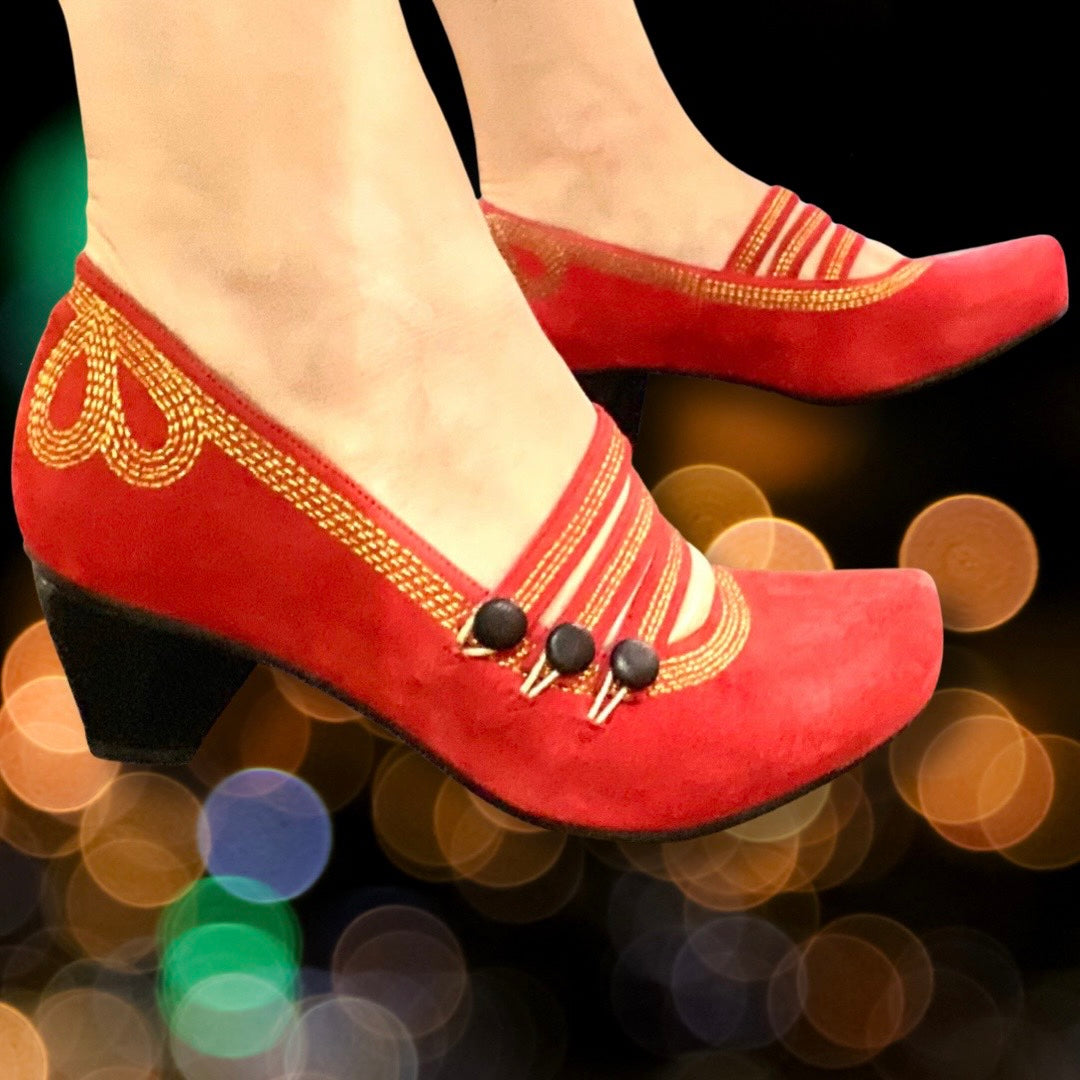 Lichido - Red/Gold Low heel cork shoe