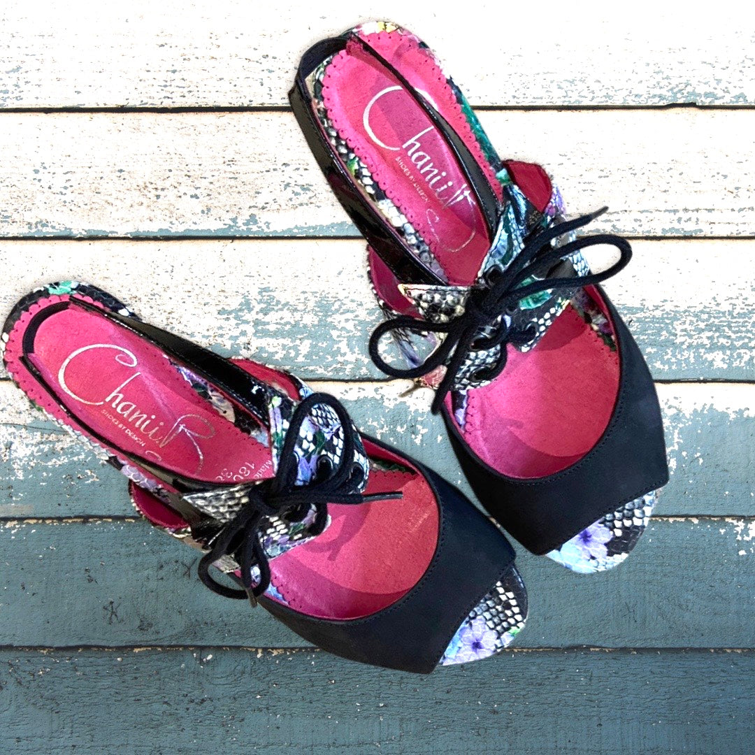 Fate -Black Flower- open toe shoe- last pair 38!