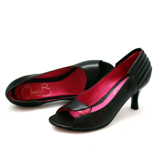 Fashion - Black/Fuchsia open toe shoe