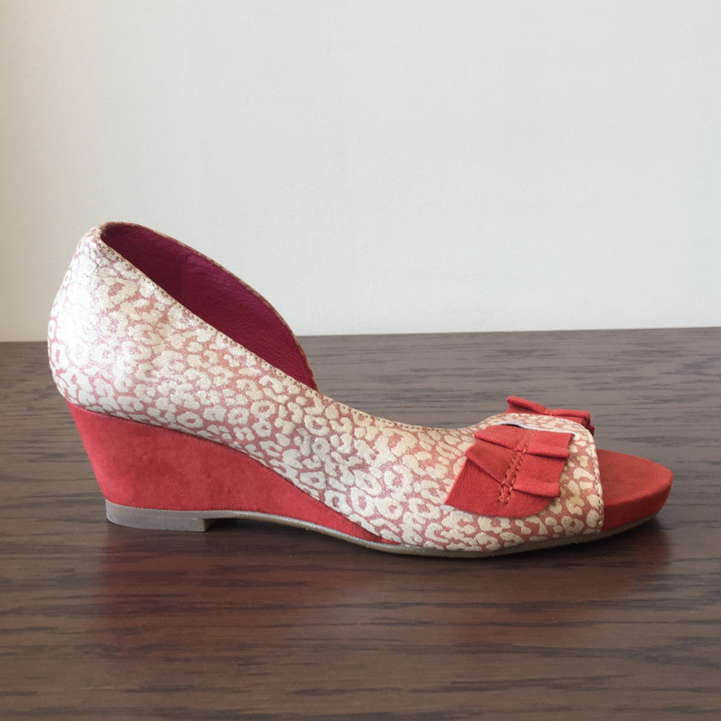 Lait-Coral- LAST PAIRS 39 AND 40!