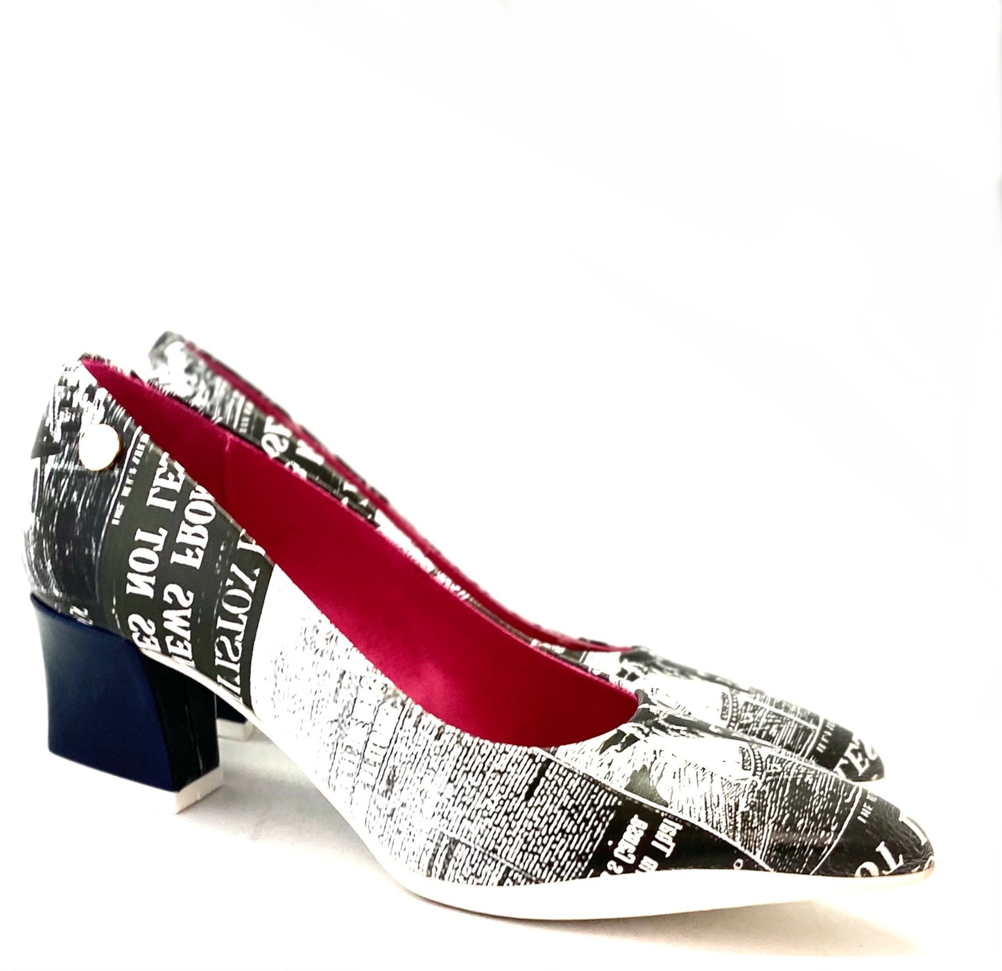 LuLu Black Newspaper-low heel dress shoe