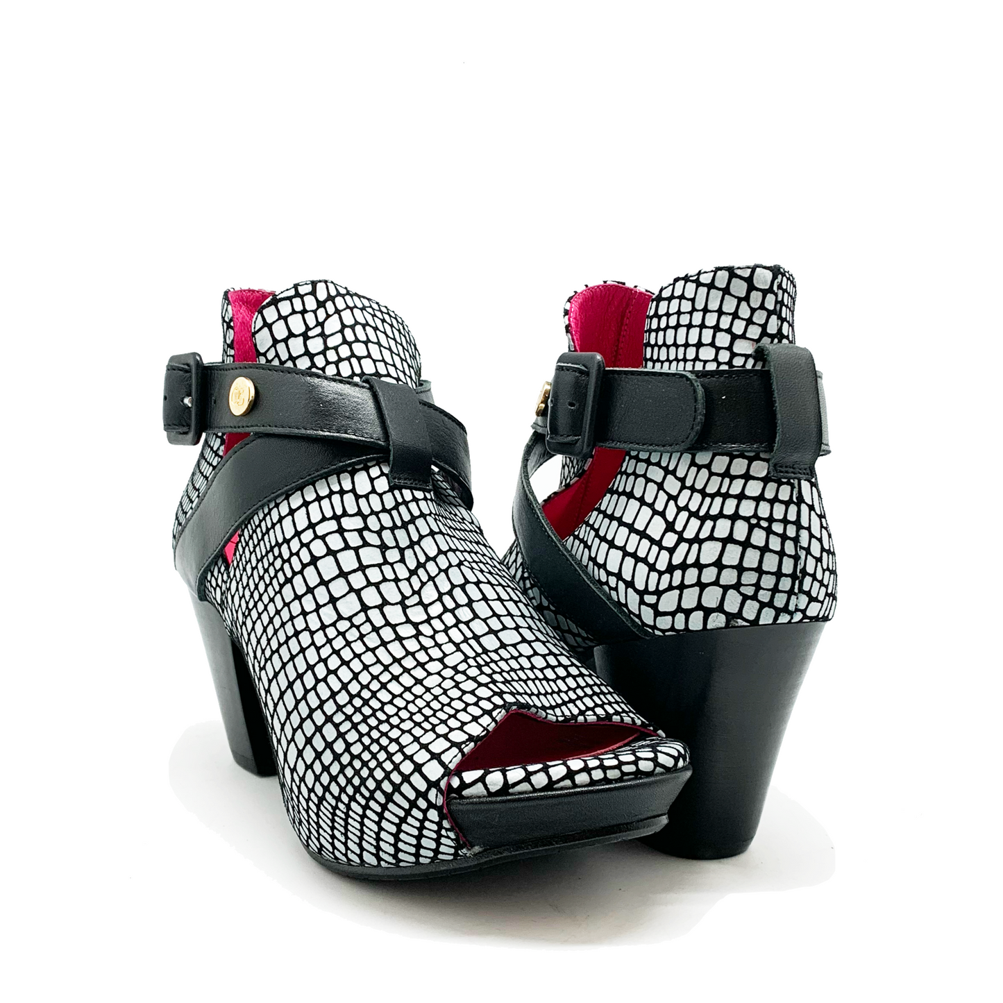 Rouge - Black and White shoe boot