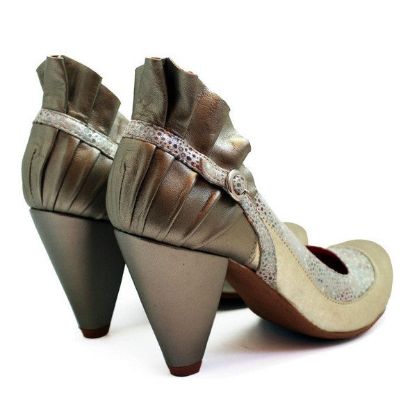Tresor - Champagne gold heel shoe last pairs 35 and 36