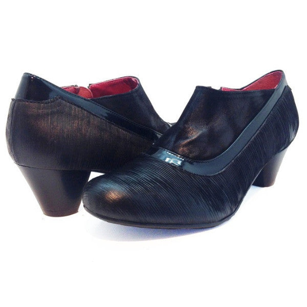 Poche - Black- last pair 37