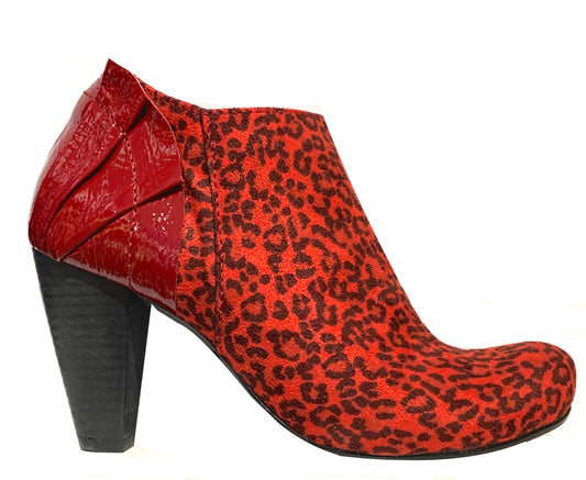 Sonnette-Red Leopard-Last pair 36!